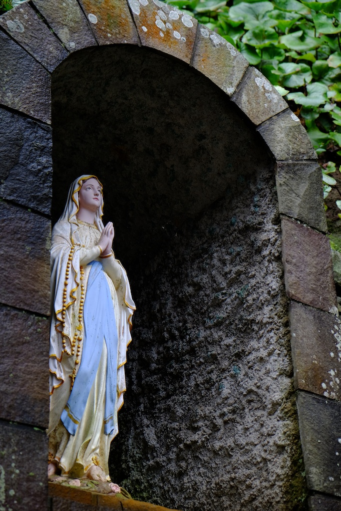 頭ヶ島天主堂 聖母マリア像